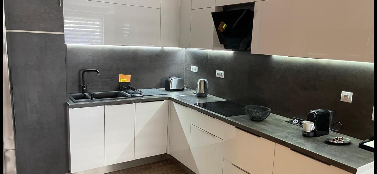 N.Cristian Apartment Budapest Eksteriør bilde