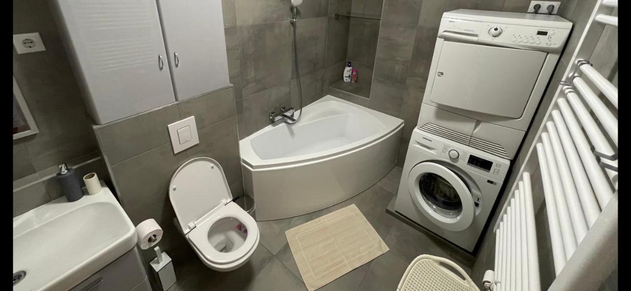 N.Cristian Apartment Budapest Eksteriør bilde